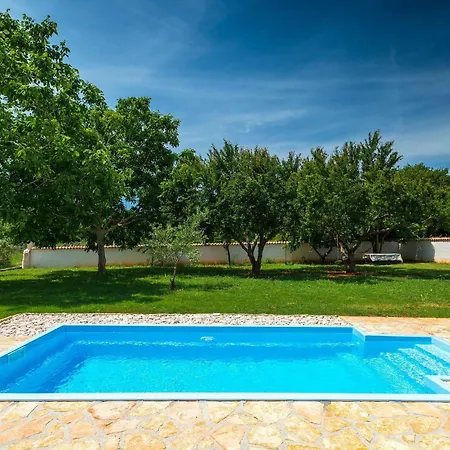 Bilen Holiday home *
